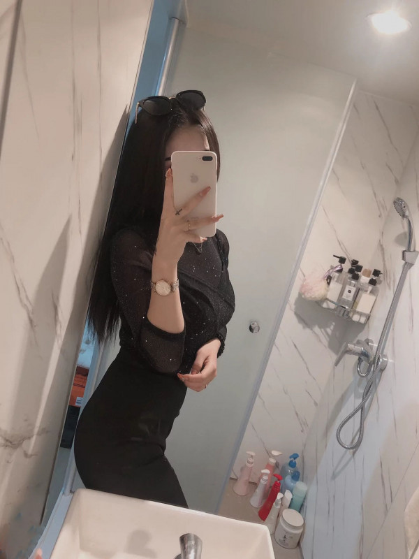 龙华又纯又欲的小嫣